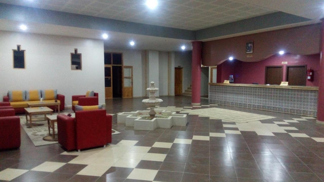 Green Cactus Hotel Benguerir ภายนอก รูปภาพ