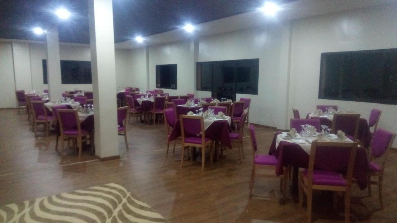 Green Cactus Hotel Benguerir ภายนอก รูปภาพ