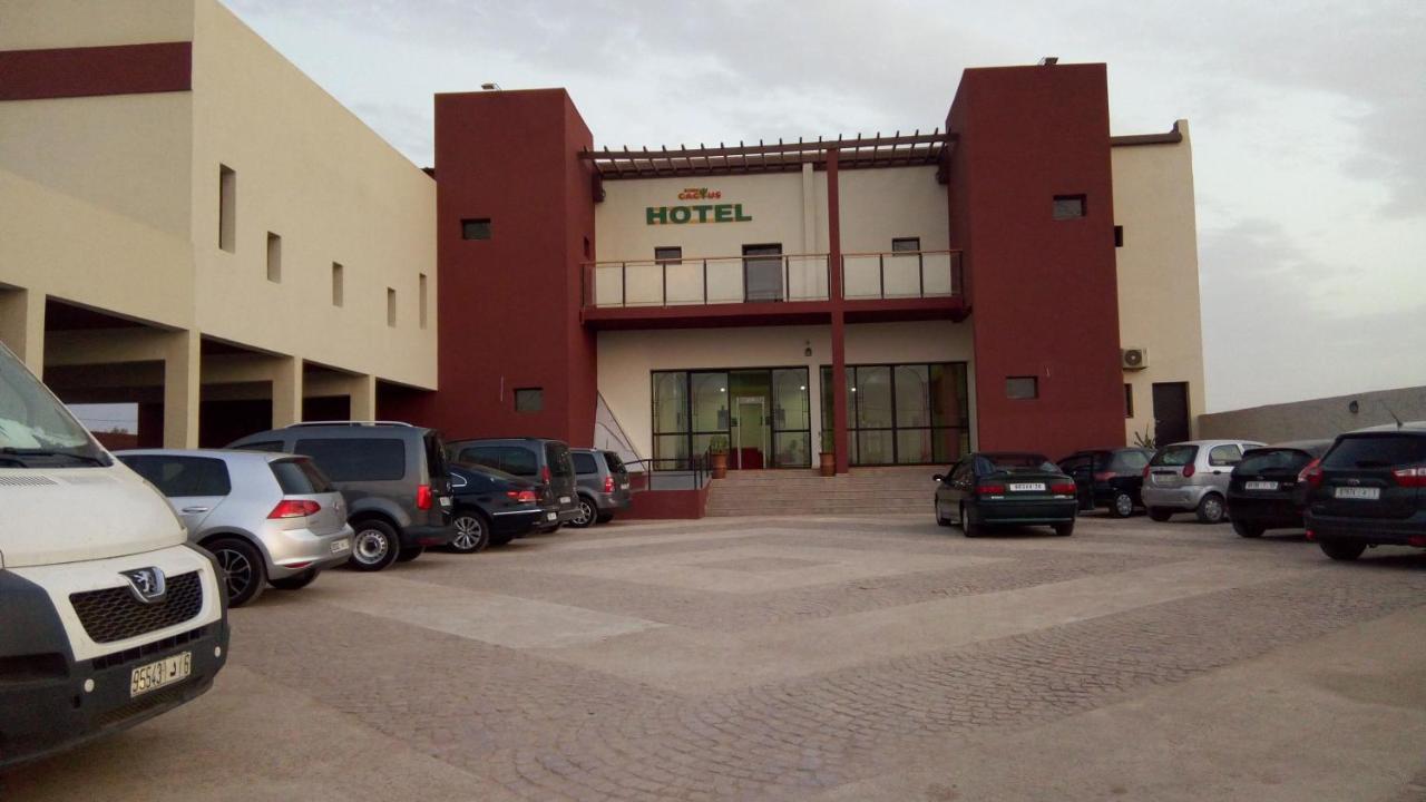 Green Cactus Hotel Benguerir ภายนอก รูปภาพ